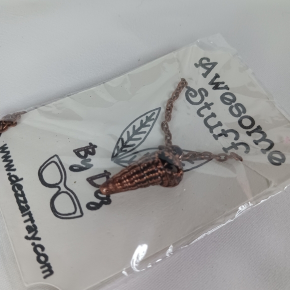 Copper Seashell Pendant Necklace. - Picture 2 of 3